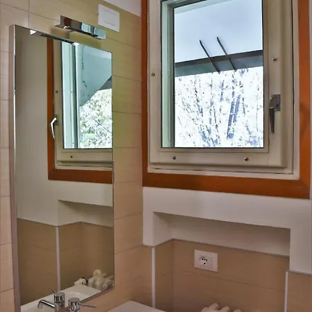 Apartament Mejon Cucu - Su 2 Piani